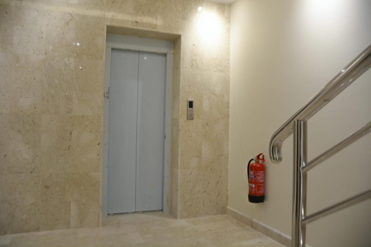 Mj Apartments Khobar Bagian luar foto